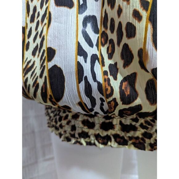 Peter Nygard Women's Leopard Print 3/4 Sleeve Ruffled Smocked Blouse Top Small - Picture 6 of 7